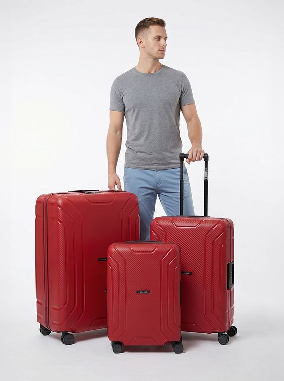 Redolz Essentials 15 Sada kufrů na 4 kolečkách, 3-dílná, s tříbodovým zapínáním Redolz Essentials 15 Sada kufrů na 4 kolečkách, 3-dílná, s tříbodovým zapínáním