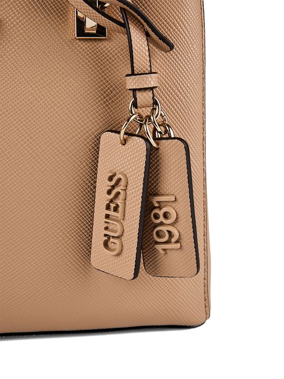 Guess Noelle Kabelka 25 cm Guess Noelle Kabelka 25 cm