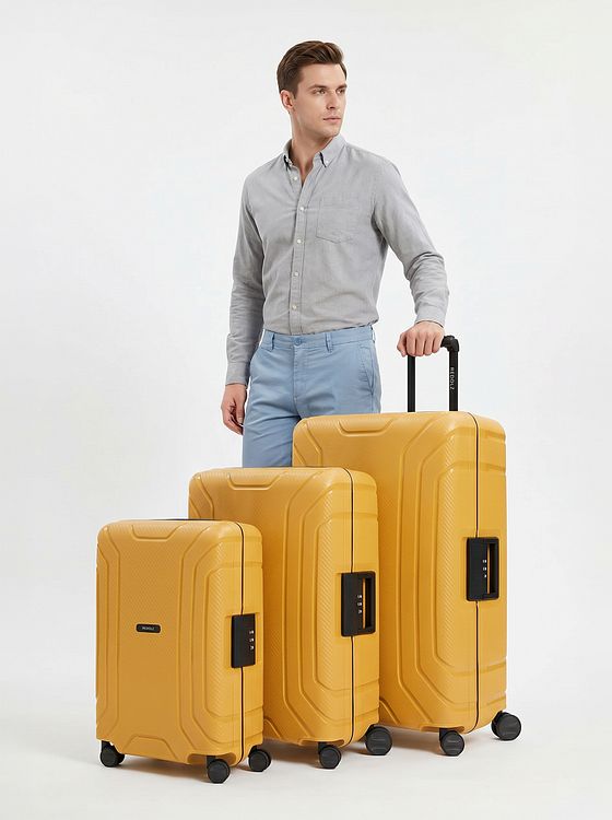 Redolz Essentials 15 Sada kufrů na 4 kolečkách, 3-dílná, s tříbodovým zapínáním Redolz Essentials 15 Sada kufrů na 4 kolečkách, 3-dílná, s tříbodovým zapínáním