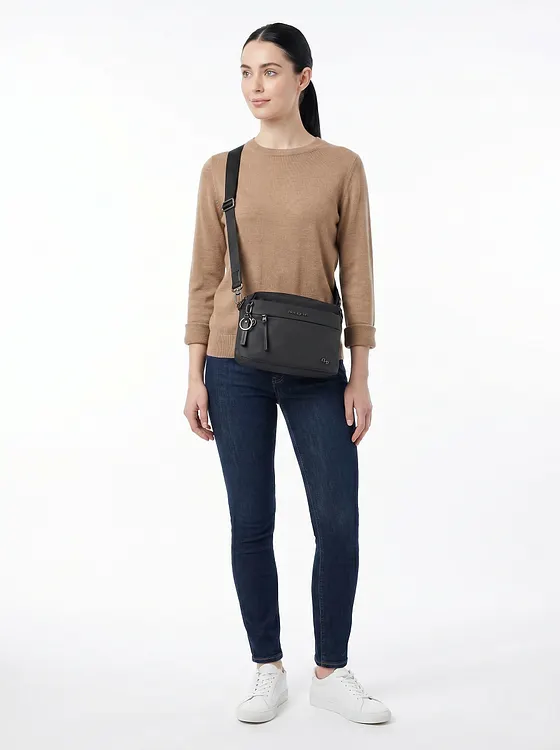 Hedgren Furo Crossbody taška RFID ochrana 25 cm Hedgren Furo Crossbody taška RFID ochrana 25 cm