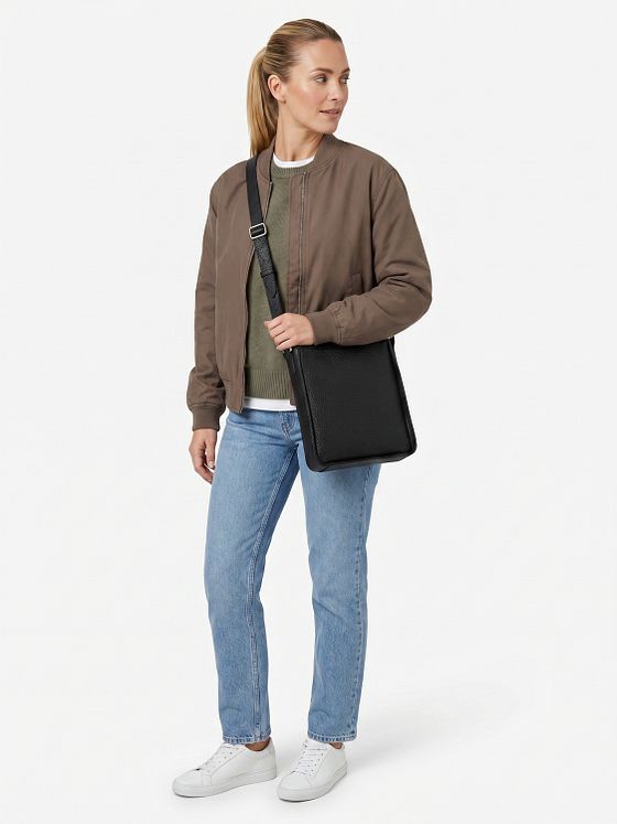 Voi Hirsch Crossbody taška Kůže 22.5 cm Voi Hirsch Crossbody taška Kůže 22.5 cm