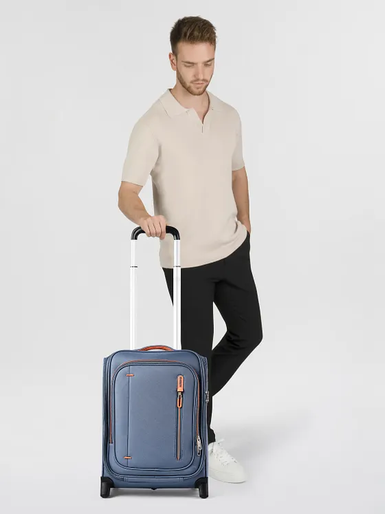American Tourister Cloudrider 4 kolečka Příruční zavazadlo 40 cm American Tourister Cloudrider 4 kolečka Příruční zavazadlo 40 cm