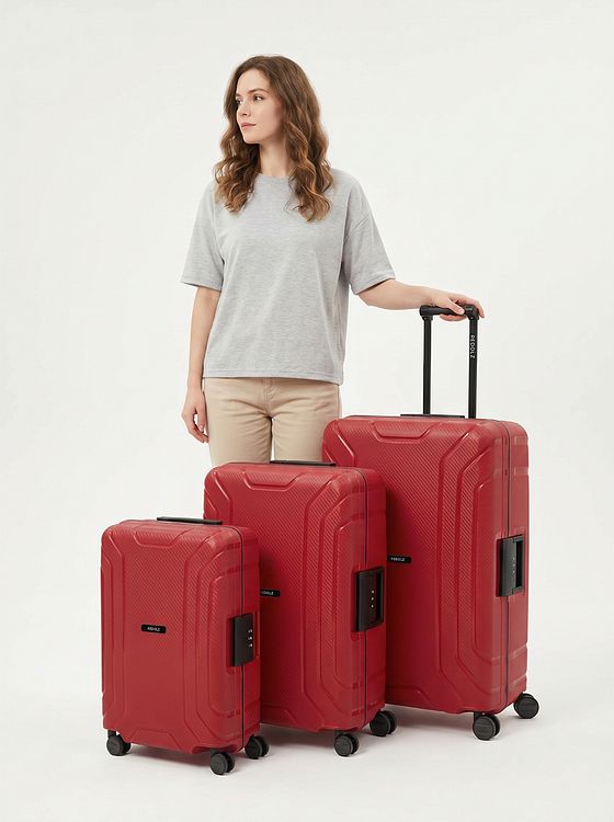Redolz Essentials 15 Sada kufrů na 4 kolečkách, 3-dílná, s tříbodovým zapínáním Redolz Essentials 15 Sada kufrů na 4 kolečkách, 3-dílná, s tříbodovým zapínáním