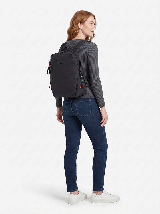 Hedgren String Daypack M 38 cm Laptoprum Hedgren String Daypack M 38 cm Laptoprum