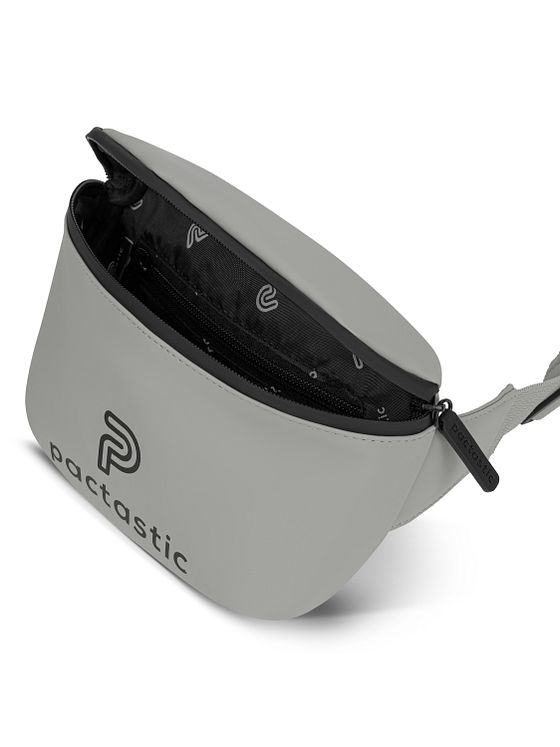 Pactastic Urban Collection Ledvinka 21 cm Pactastic Urban Collection Ledvinka 21 cm