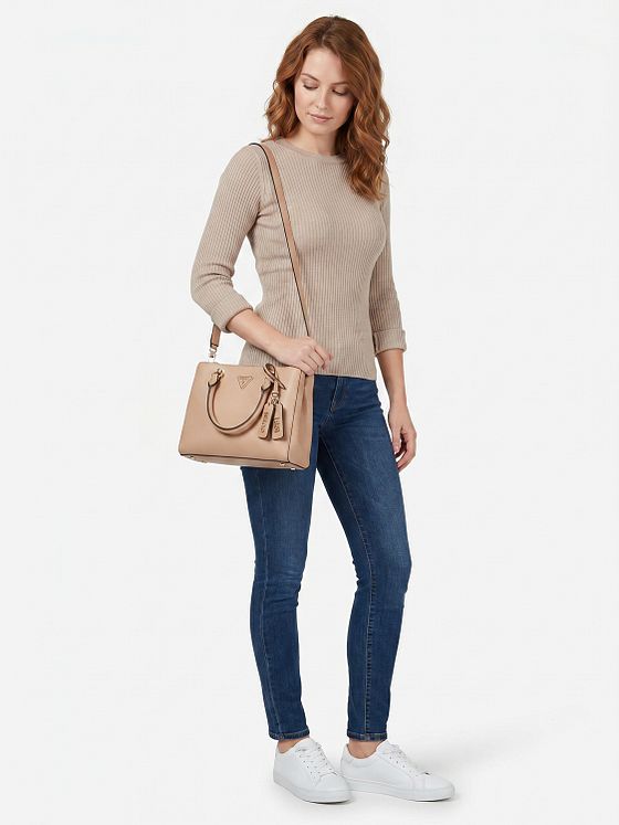 Guess Noelle Kabelka 25 cm Guess Noelle Kabelka 25 cm