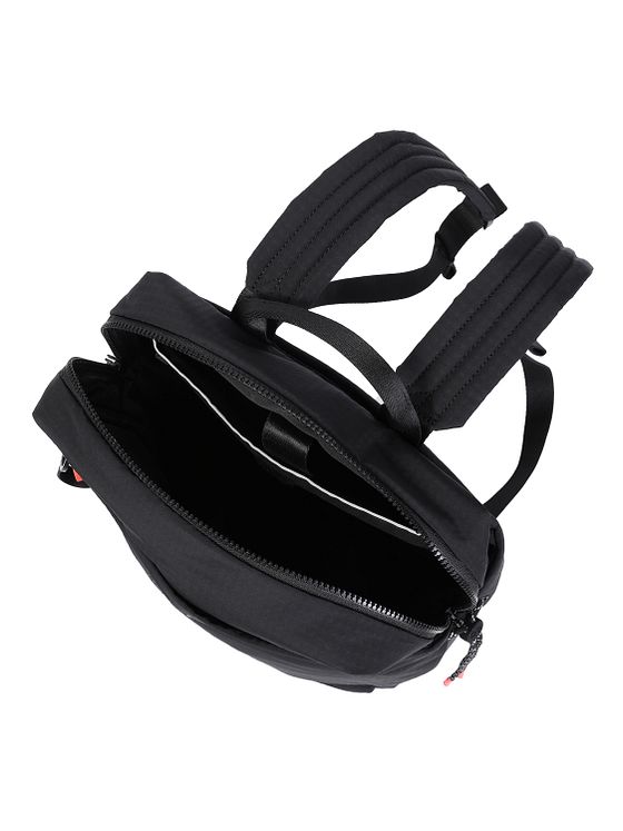 Hedgren String Daypack M 38 cm Laptoprum Hedgren String Daypack M 38 cm Laptoprum
