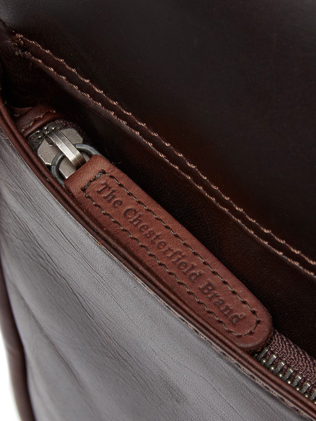The Chesterfield Brand Richard Messaggero Vera Pelle 40 cm Vano porta PC The Chesterfield Brand Richard Messaggero Vera Pelle 40 cm Vano porta PC
