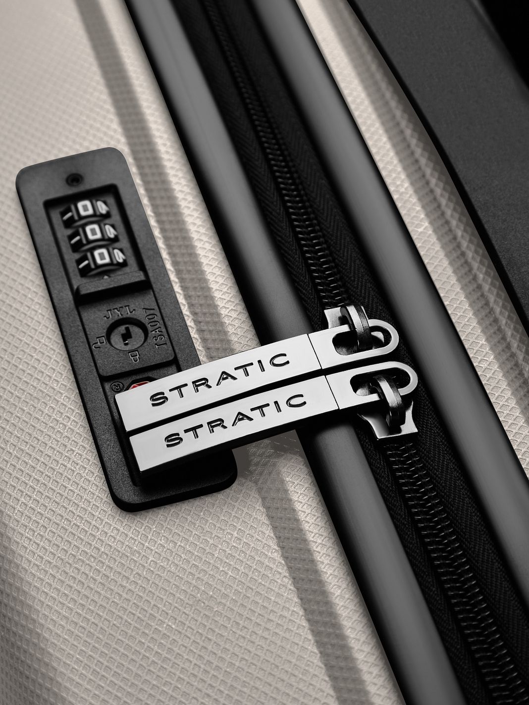 Stratic Shine 4 ruote Trolley cabina 55 cm Stratic Shine 4 ruote Trolley cabina 55 cm