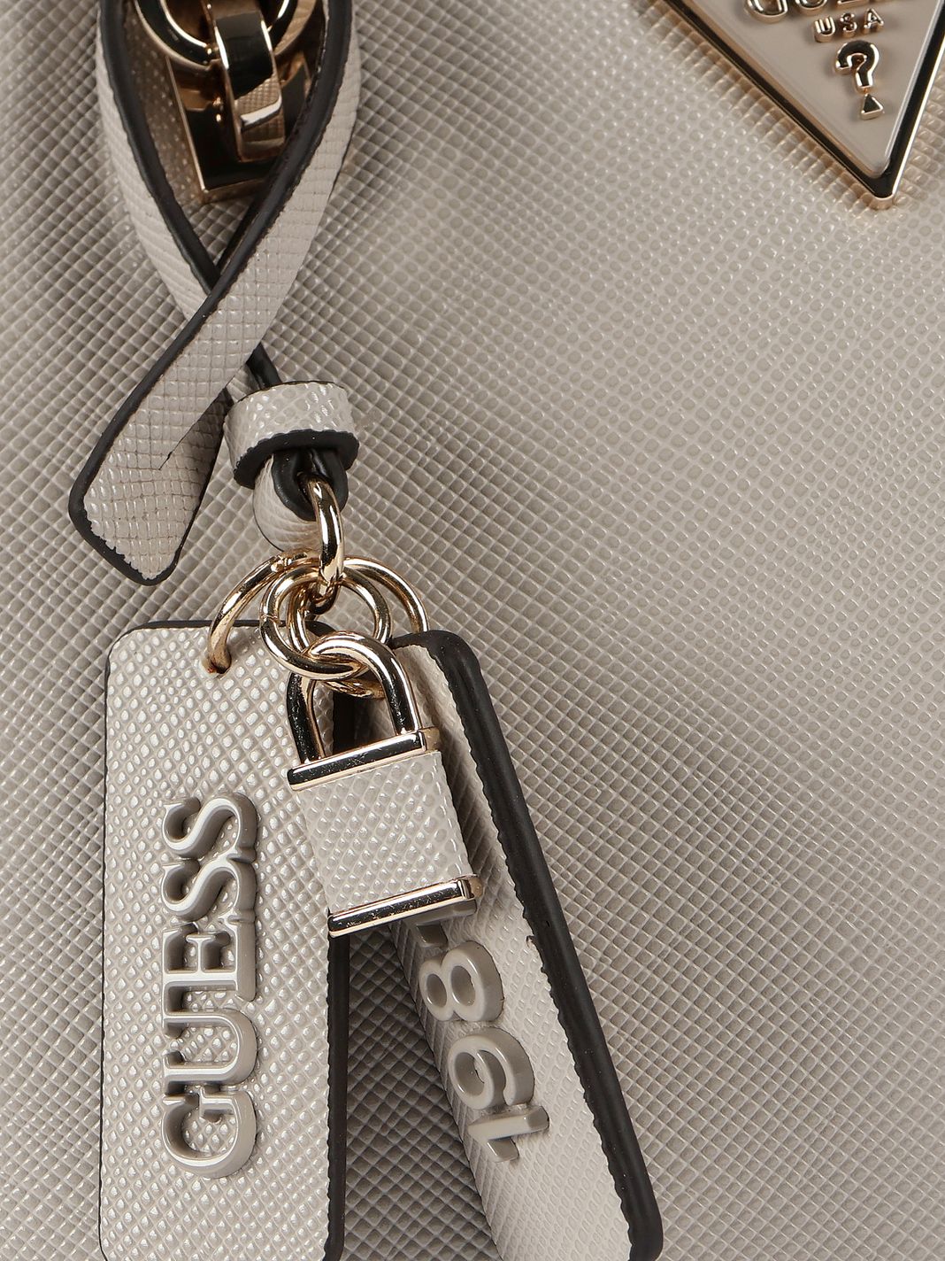 Guess Noelle Borsetta 25 cm Guess Noelle Borsetta 25 cm