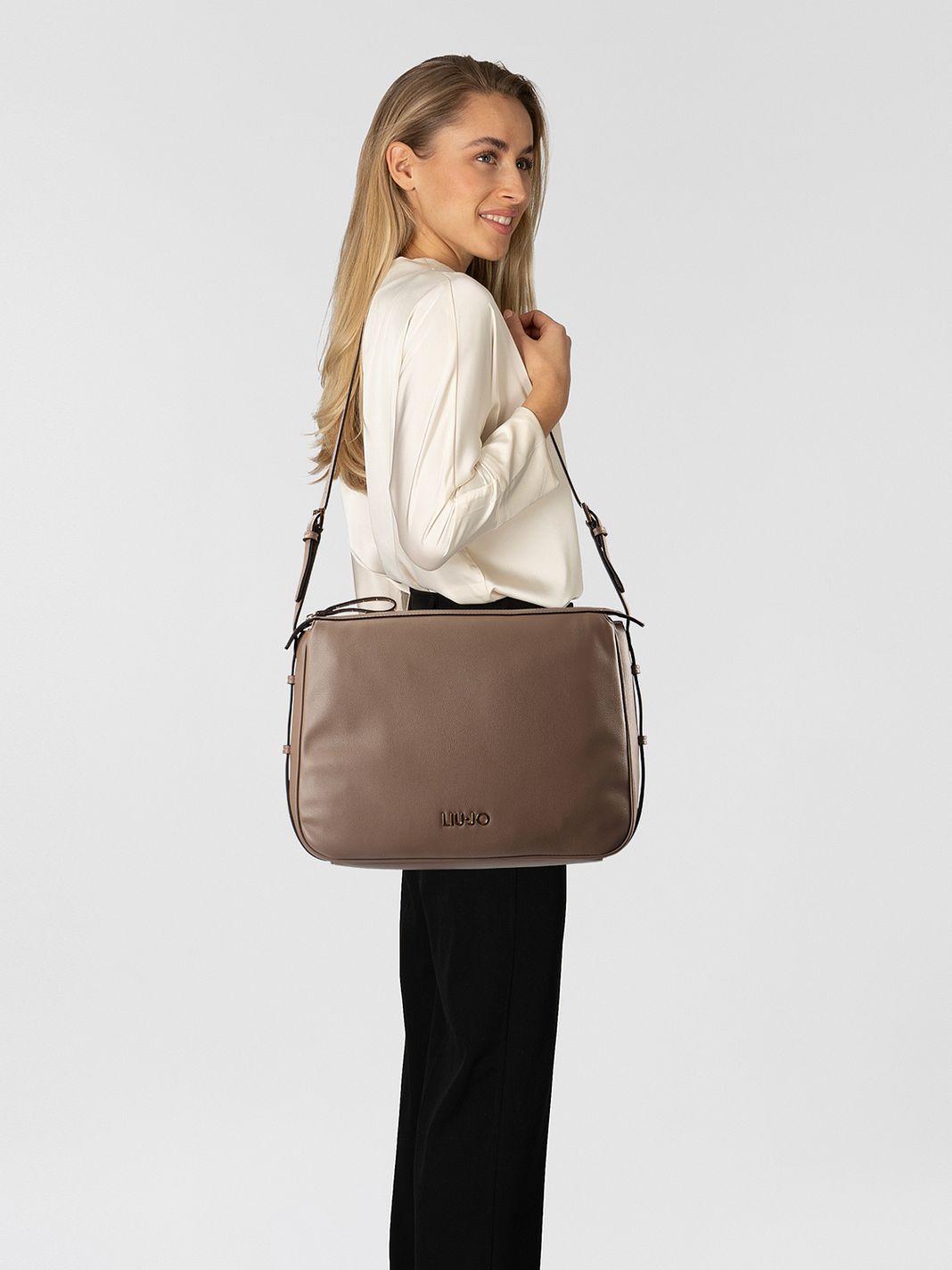 Liu Jo Arezu Borsa a spalla M 38 cm Liu Jo Arezu Borsa a spalla M 38 cm