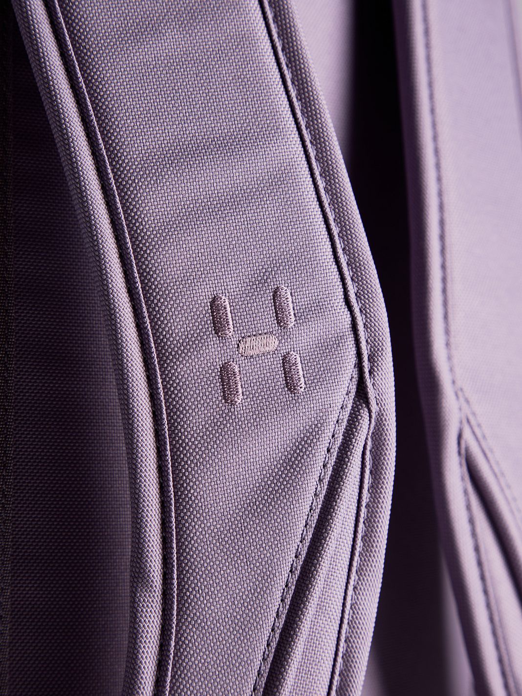 Haglöfs Skuta Zaino da giorno 42 cm Vano porta PC