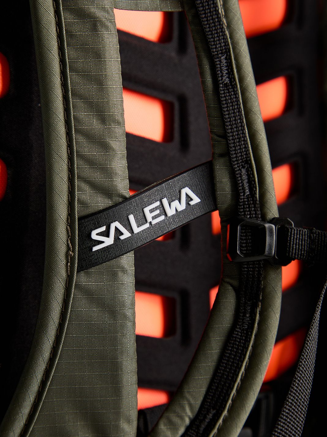 Salewa Pedroc Mate 22 Zaino da trekking 50 cm Salewa Pedroc Mate 22 Zaino da trekking 50 cm