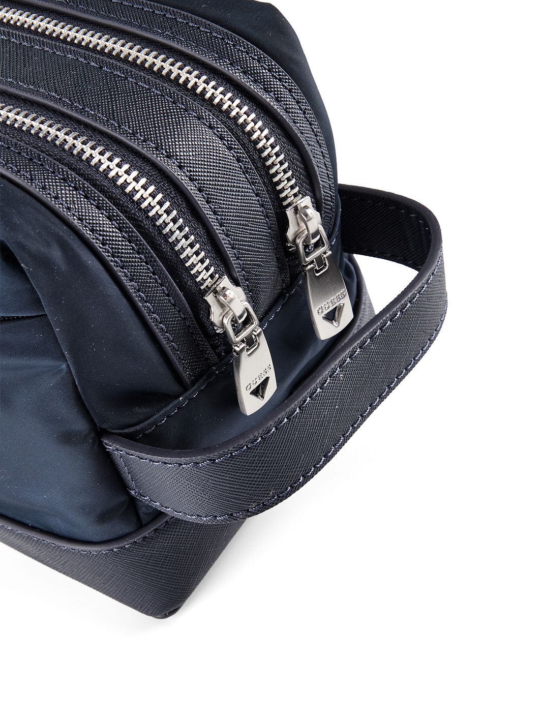 Guess Berlin Necessär 25 cm Guess Berlin Necessär 25 cm