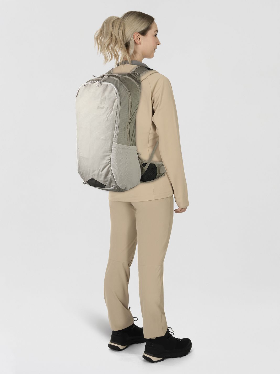 Deuter Race Air 14+3 Daypack 46 cm Deuter Race Air 14+3 Daypack 46 cm