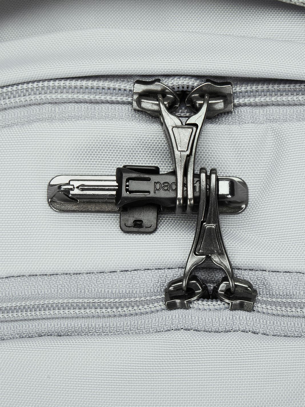 Pacsafe Pacsafe V 26 Dagsryggsäckar RFID-skydd 46 cm Laptopfack
