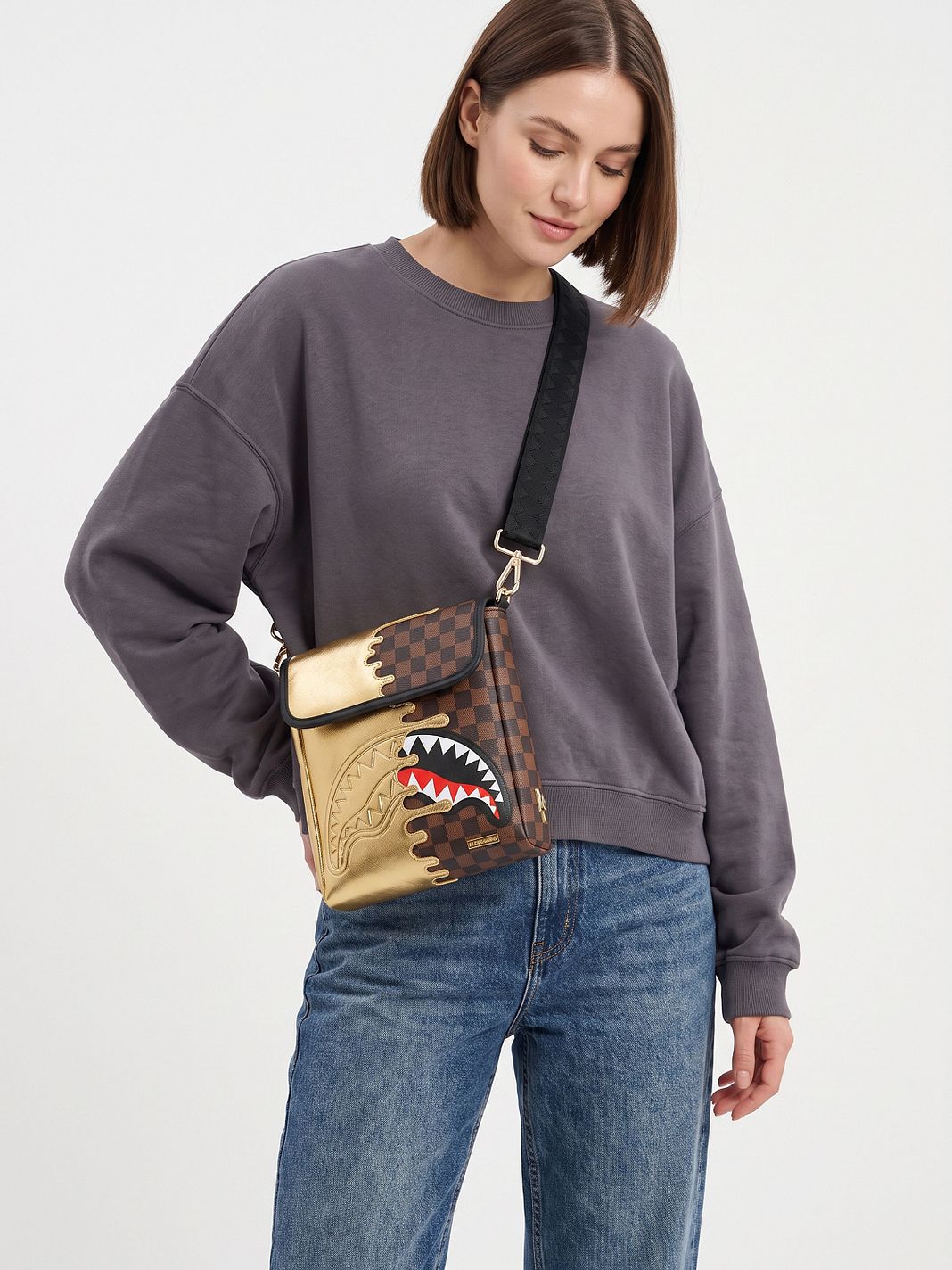 Sprayground Sharks In Crossbody-väska 23 cm