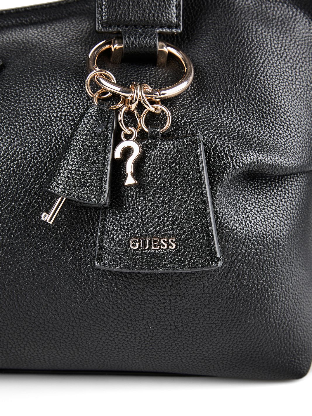 Guess Suzy Olkalaukku 44 cm Guess Suzy Olkalaukku 44 cm