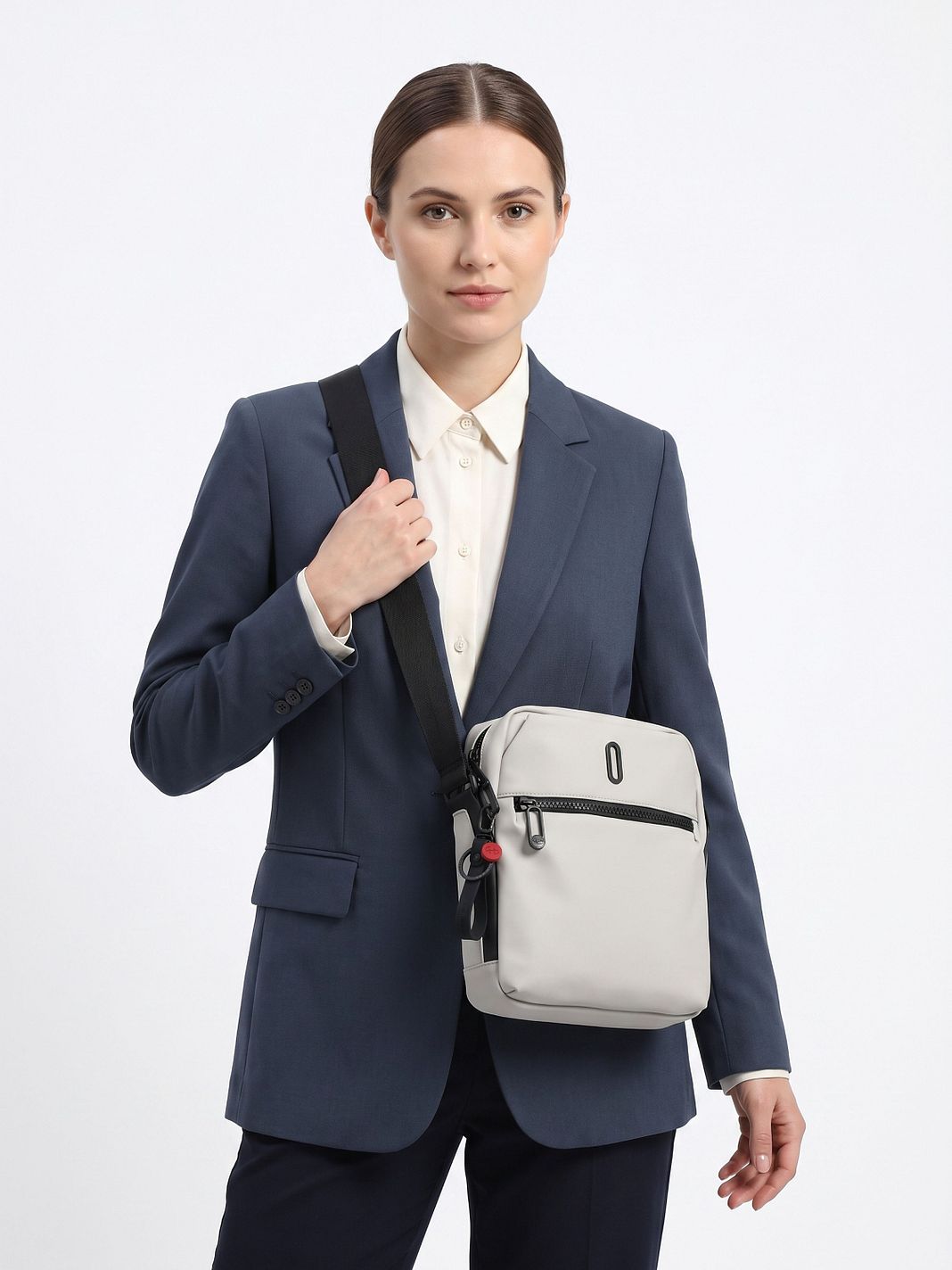 Hedgren Loop Crossbody taske M RFID-beskyttelse 25.5 cm Hedgren Loop Crossbody taske M RFID-beskyttelse 25.5 cm