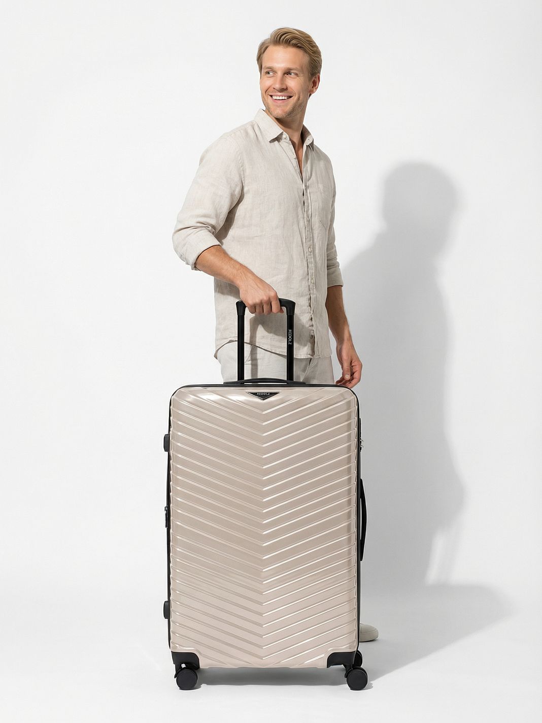 Redolz Essentials 18 2.0 4 ruedas Trolley L 76 cm Con asa expansible Redolz Essentials 18 2.0 4 ruedas Trolley L 76 cm Con asa expansible
