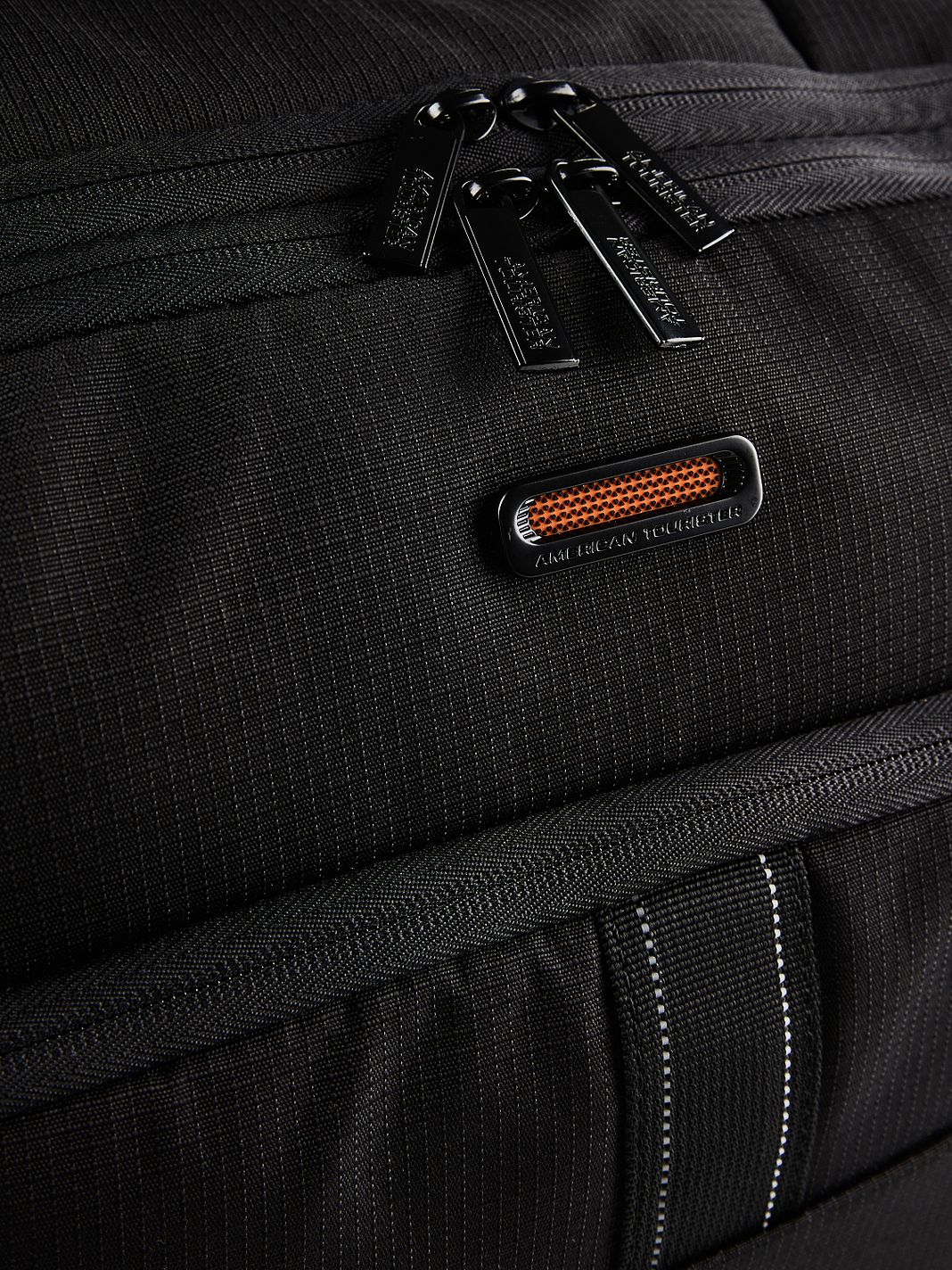 American Tourister At Work Nxt Borsa da volo 38.5 cm Vano porta PC American Tourister At Work Nxt Borsa da volo 38.5 cm Vano porta PC