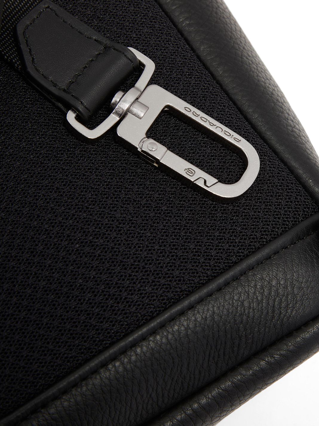 Piquadro Tebe RFID-suoja Nahka 36 cm Piquadro Tebe RFID-suoja Nahka 36 cm
