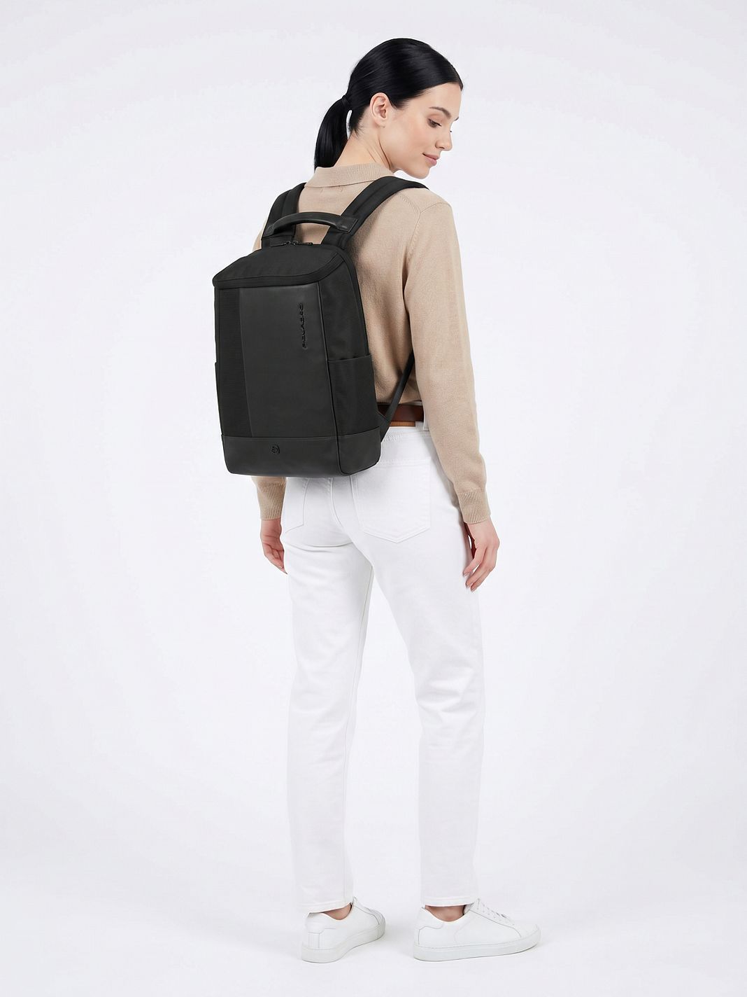 Piquadro Sync Arkireppu Nahka 40 cm Kannettavan tietokoneen lokero