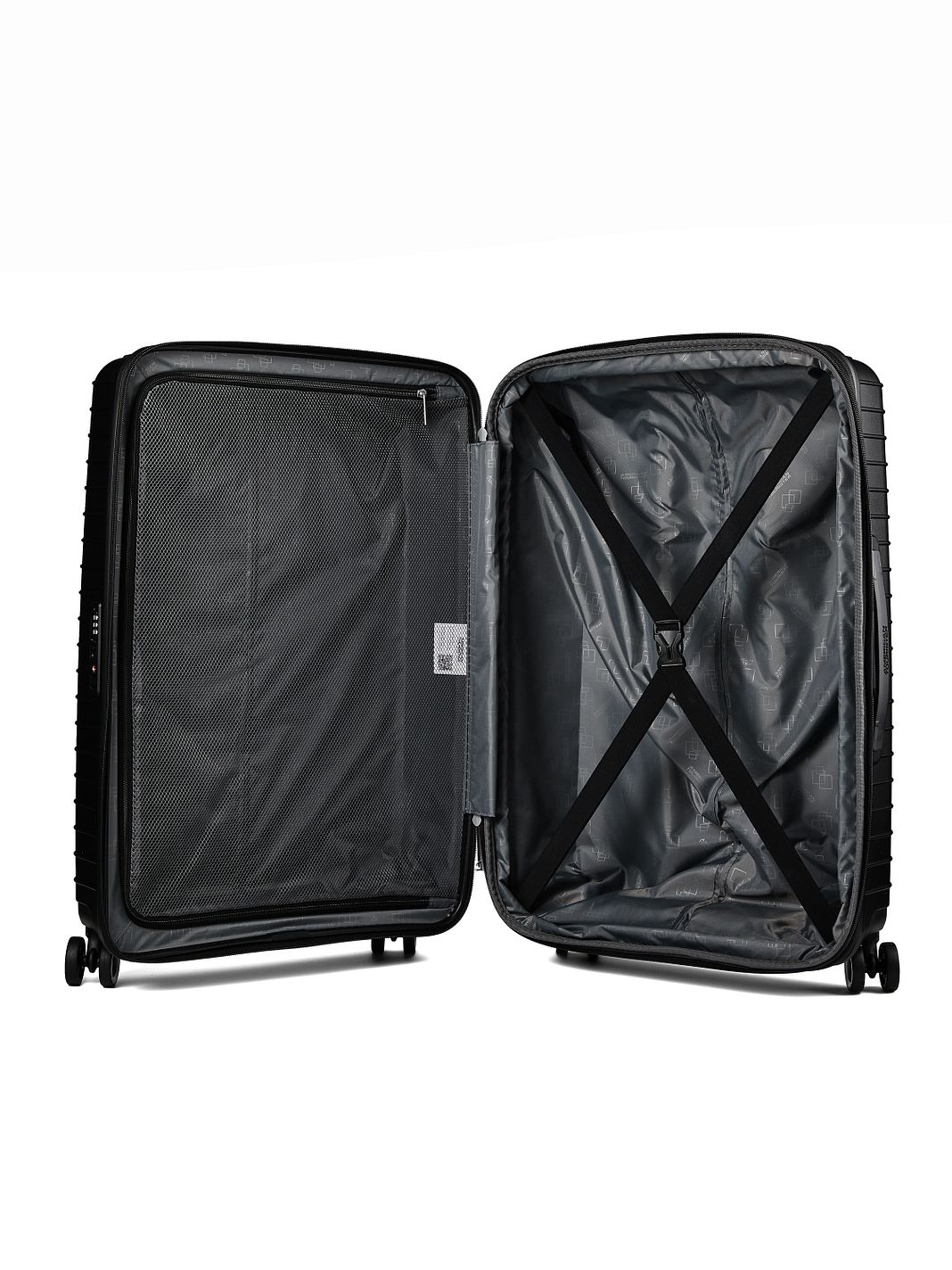 American Tourister Roadrush 4-hjulig Resväskset 3-delad med expansionsveck American Tourister Roadrush 4-hjulig Resväskset 3-delad med expansionsveck