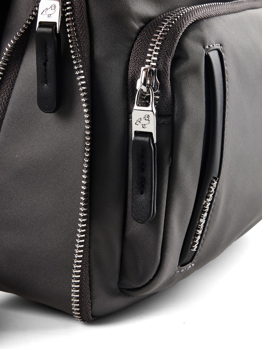 Mandarina Duck Hunter Borsa a tracolla 25 cm espandibile Mandarina Duck Hunter Borsa a tracolla 25 cm espandibile