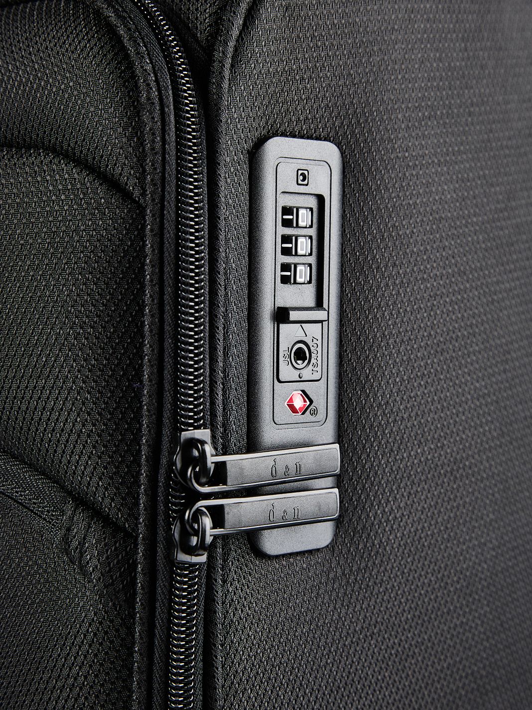 d & n Travel Line 9804 4-pyöräinen Käsimatkatavara S 55 cm d & n Travel Line 9804 4-pyöräinen Käsimatkatavara S 55 cm