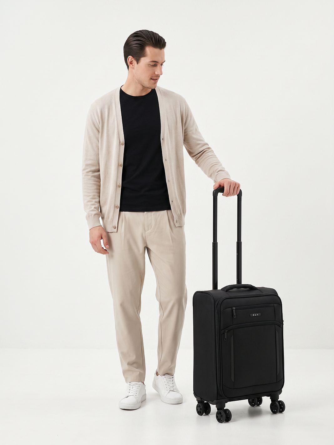 d & n Travel Line 9804 4-pyöräinen Käsimatkatavara S 55 cm d & n Travel Line 9804 4-pyöräinen Käsimatkatavara S 55 cm