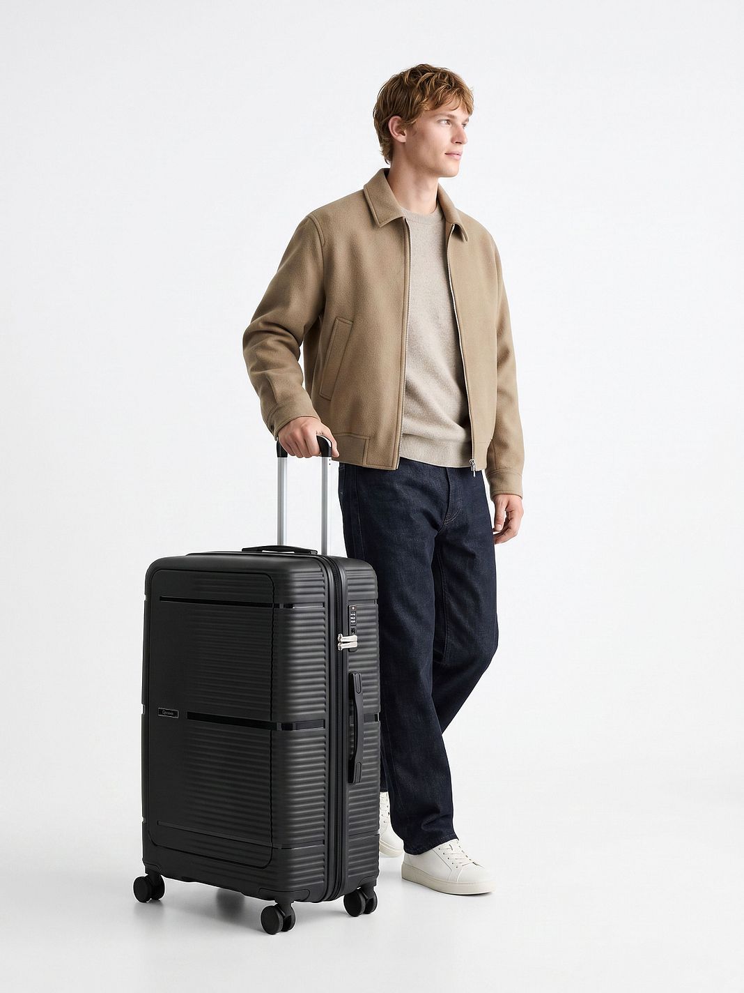 Benzi 5899 4-pyöräinen vetolaukku L 75 cm Benzi 5899 4-pyöräinen vetolaukku L 75 cm