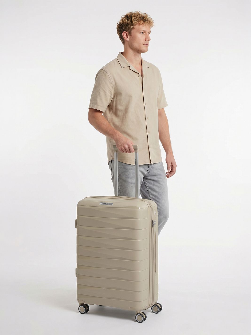 Franky London 4 ruedas Trolley M 65 cm Con asa expansible Franky London 4 ruedas Trolley M 65 cm Con asa expansible