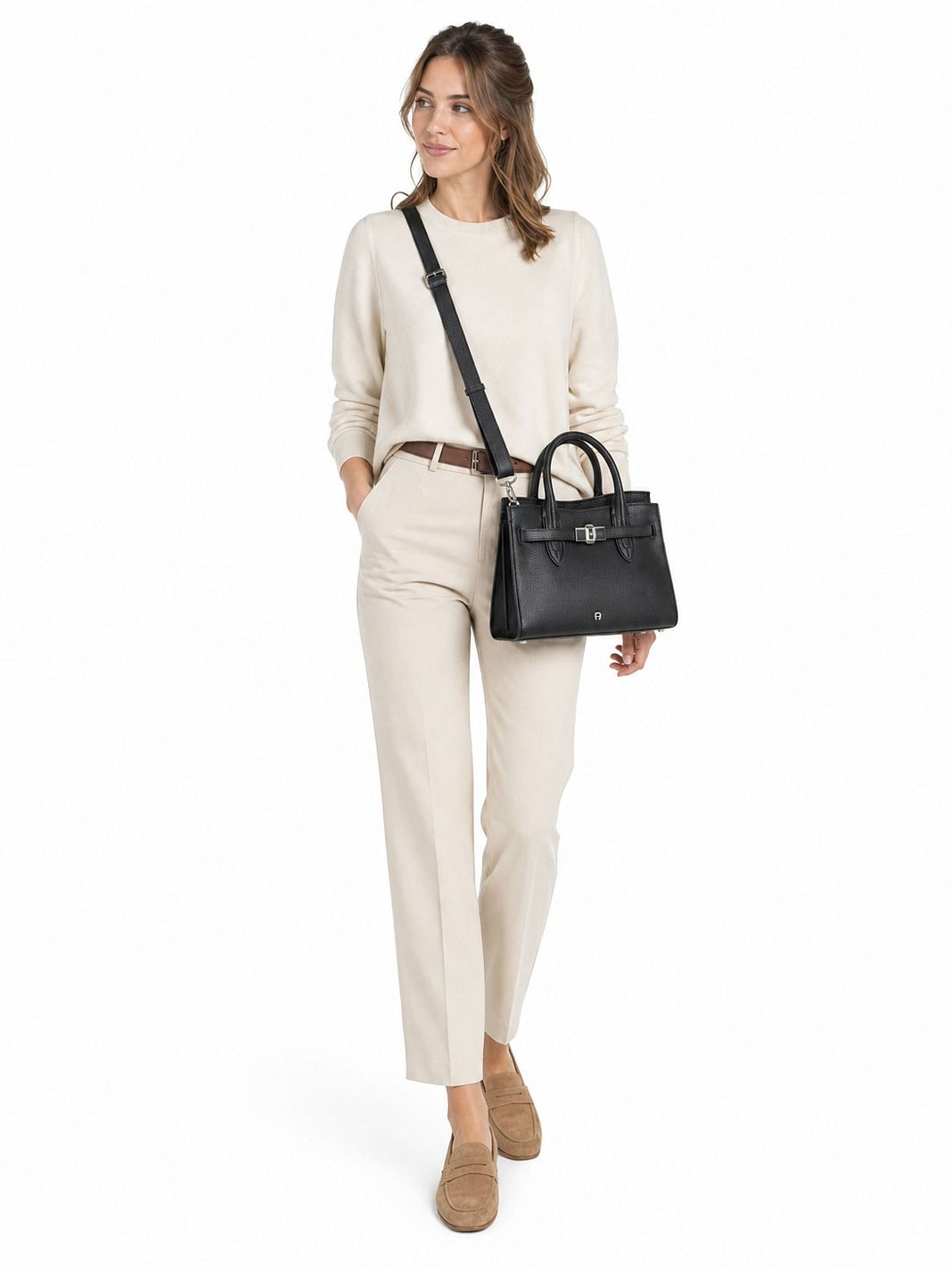 AIGNER Farah Borsa a tracolla M Vera Pelle 28 cm AIGNER Farah Borsa a tracolla M Vera Pelle 28 cm
