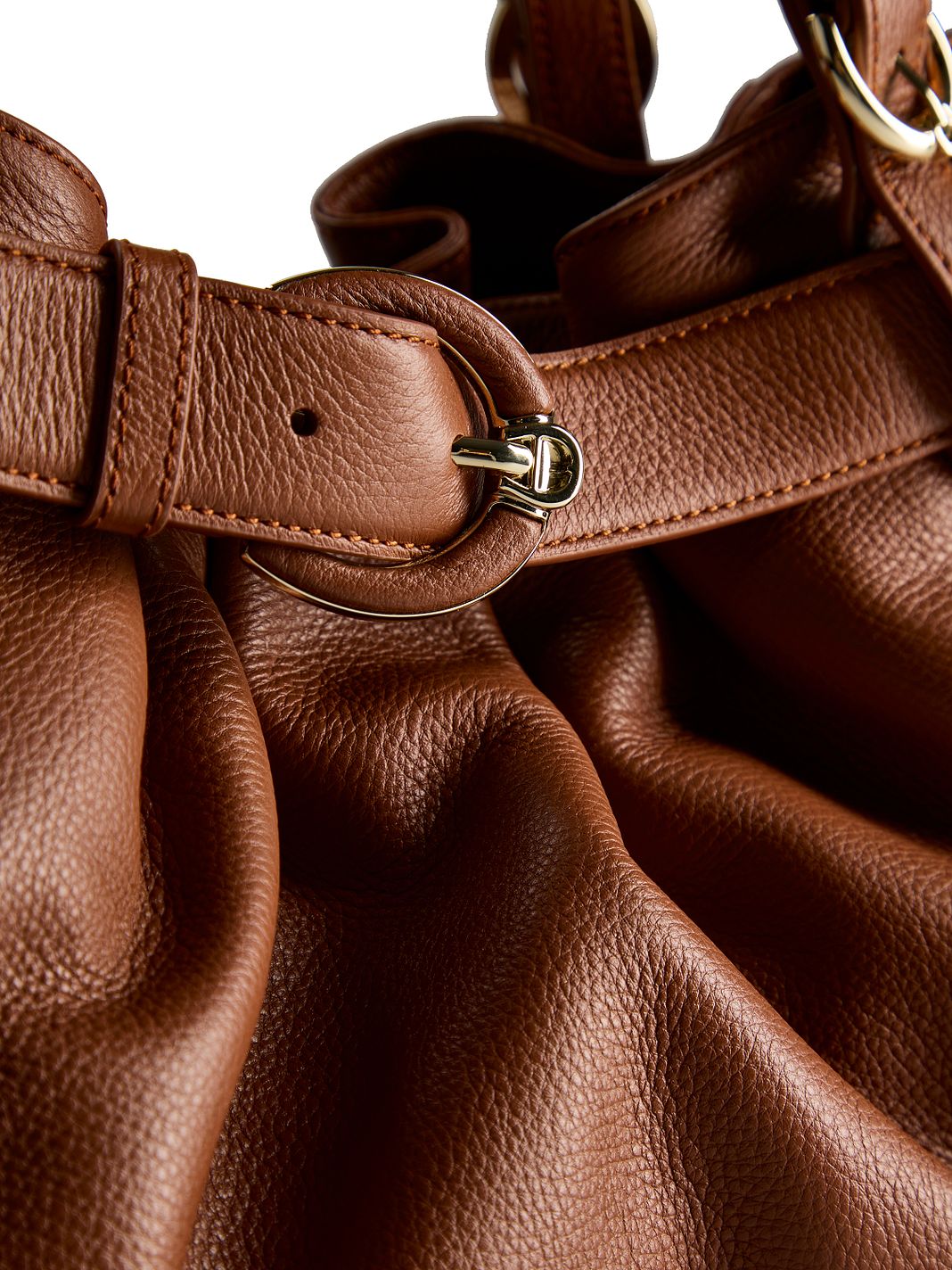 AIGNER Lavinia Borsa a spalla Vera Pelle 45 cm AIGNER Lavinia Borsa a spalla Vera Pelle 45 cm