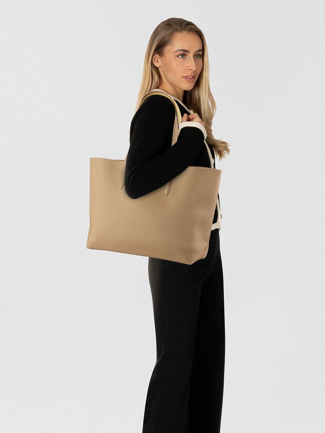 Lacoste Core Essentials Anna Borsa shopper 34.5 cm Lacoste Core Essentials Anna Borsa shopper 34.5 cm
