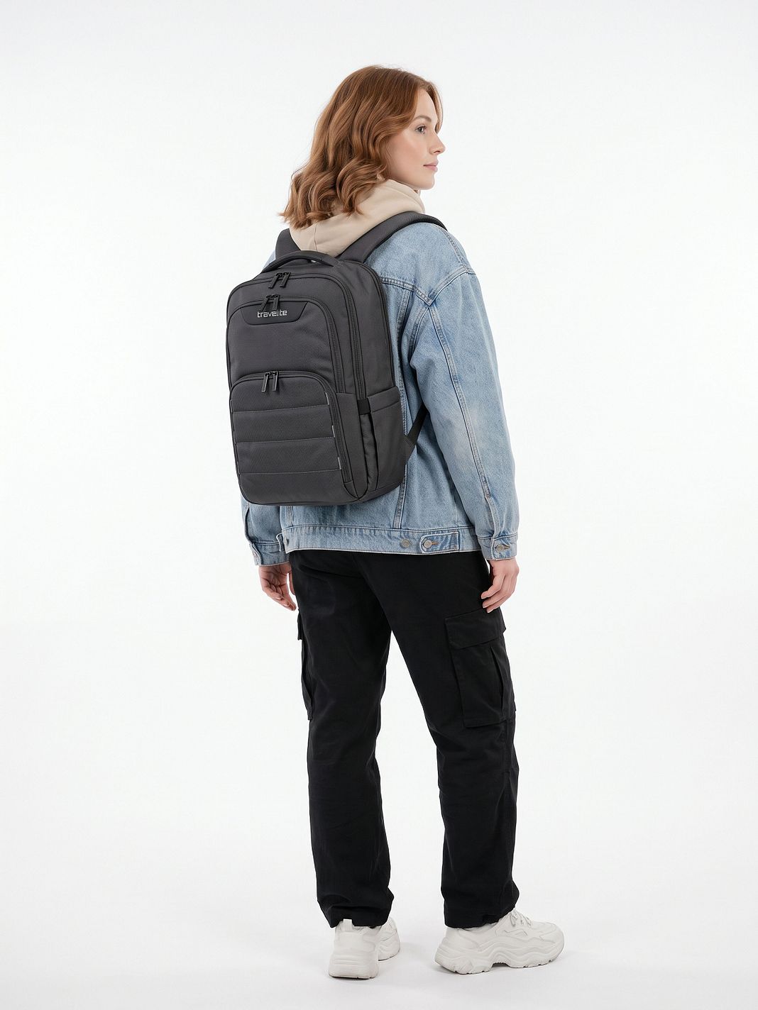 Travelite Skaii Denní batoh M 43 cm Kapsa na notebook Travelite Skaii Denní batoh M 43 cm Kapsa na notebook