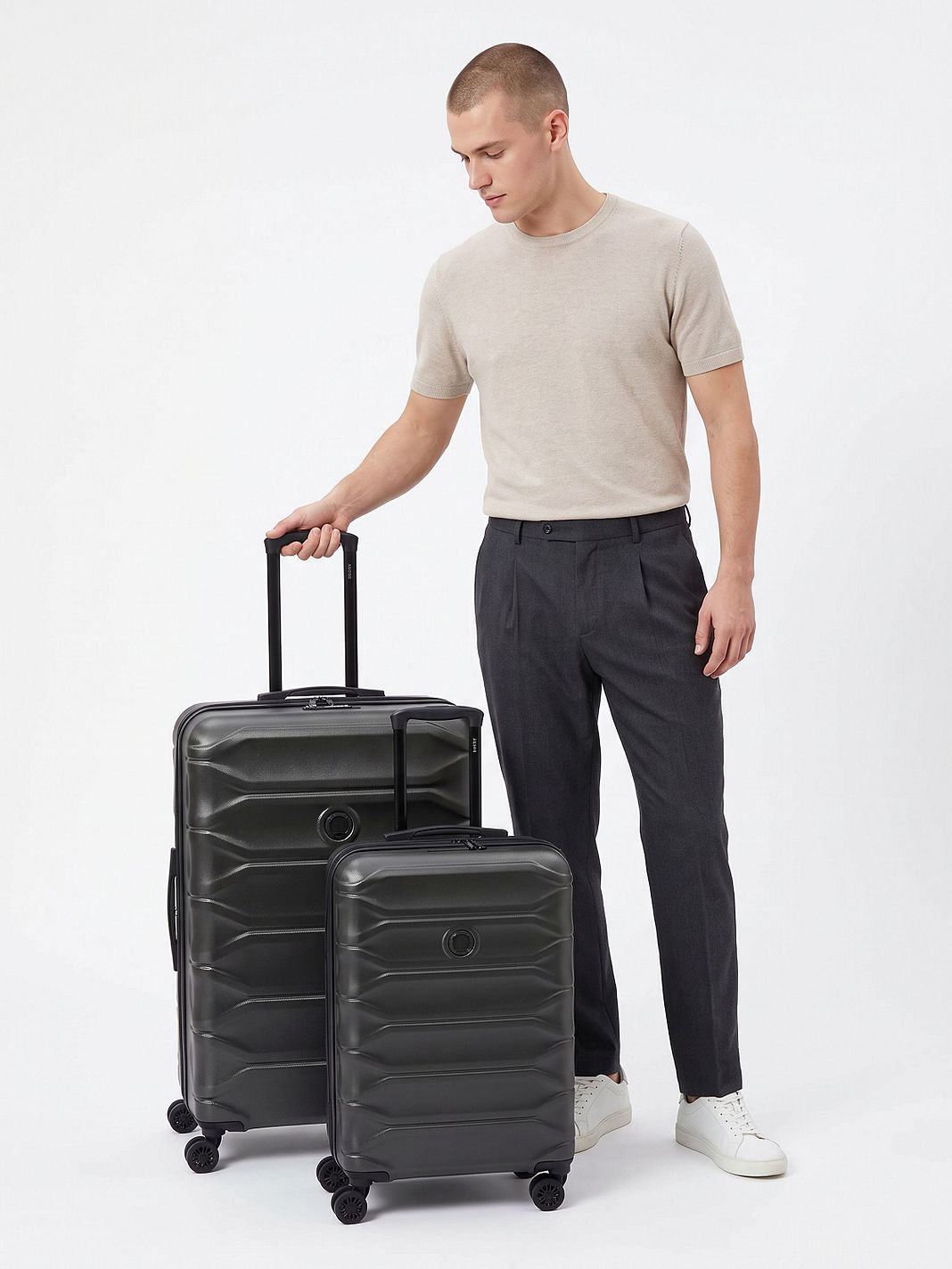 Delsey Paris Set di valigie Meteor a 4 ruote M+L espandibile Delsey Paris Set di valigie Meteor a 4 ruote M+L espandibile