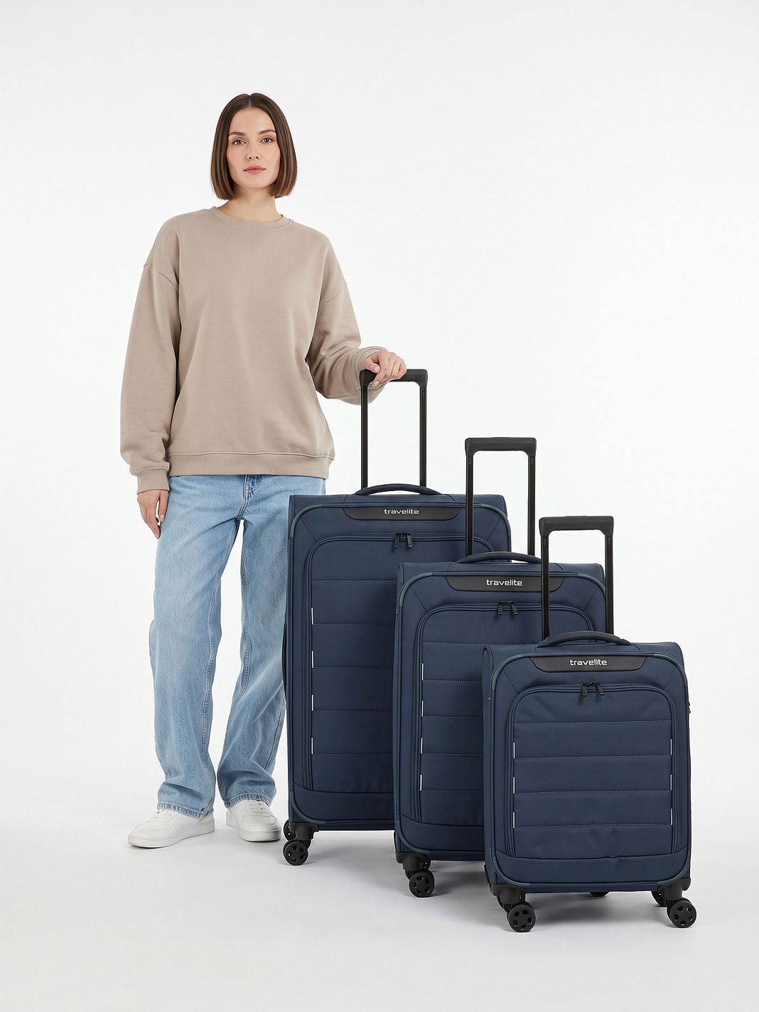 Travelite Skaii 4-hjulig Resväskset 3-delad med expansionsveck Travelite Skaii 4-hjulig Resväskset 3-delad med expansionsveck