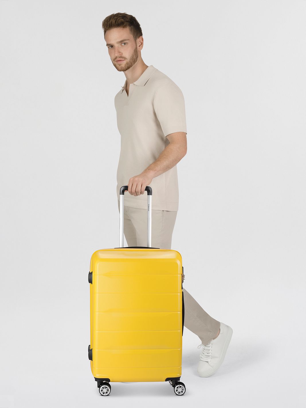 Benzi 5583 4-pyöräinen vetolaukku 65 cm Benzi 5583 4-pyöräinen vetolaukku 65 cm