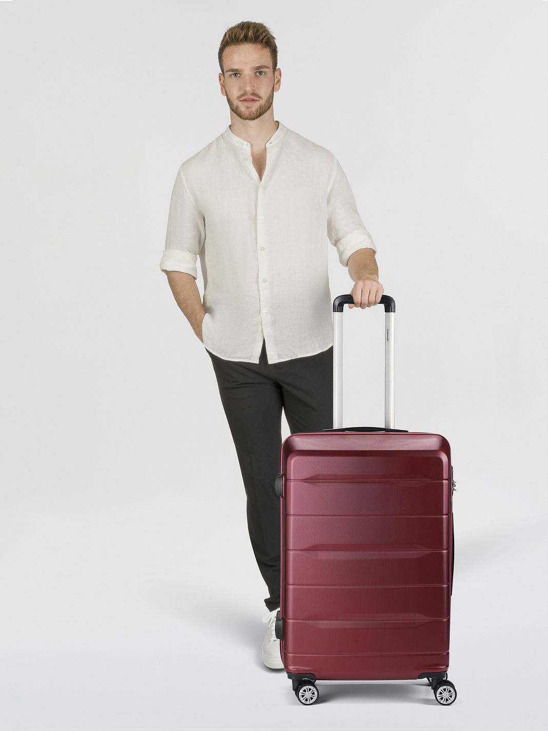 Benzi 5583 4-pyöräinen vetolaukku 65 cm Benzi 5583 4-pyöräinen vetolaukku 65 cm