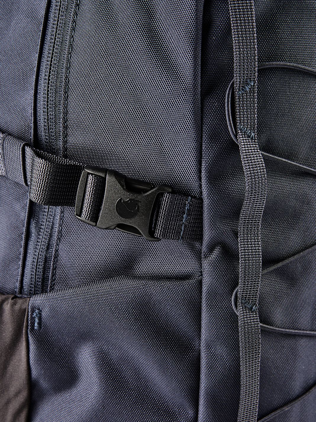 Fjällräven Skule 24 Denní batoh 47 cm Kapsa na notebook Fjällräven Skule 24 Denní batoh 47 cm Kapsa na notebook