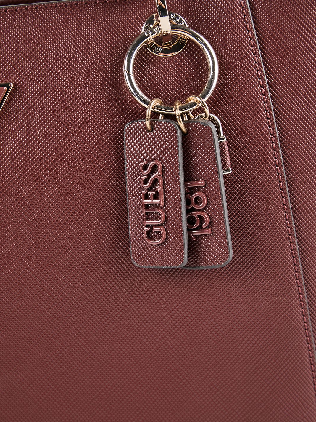 Guess Noelle II Bolsa de compras 37 cm Guess Noelle II Bolsa de compras 37 cm