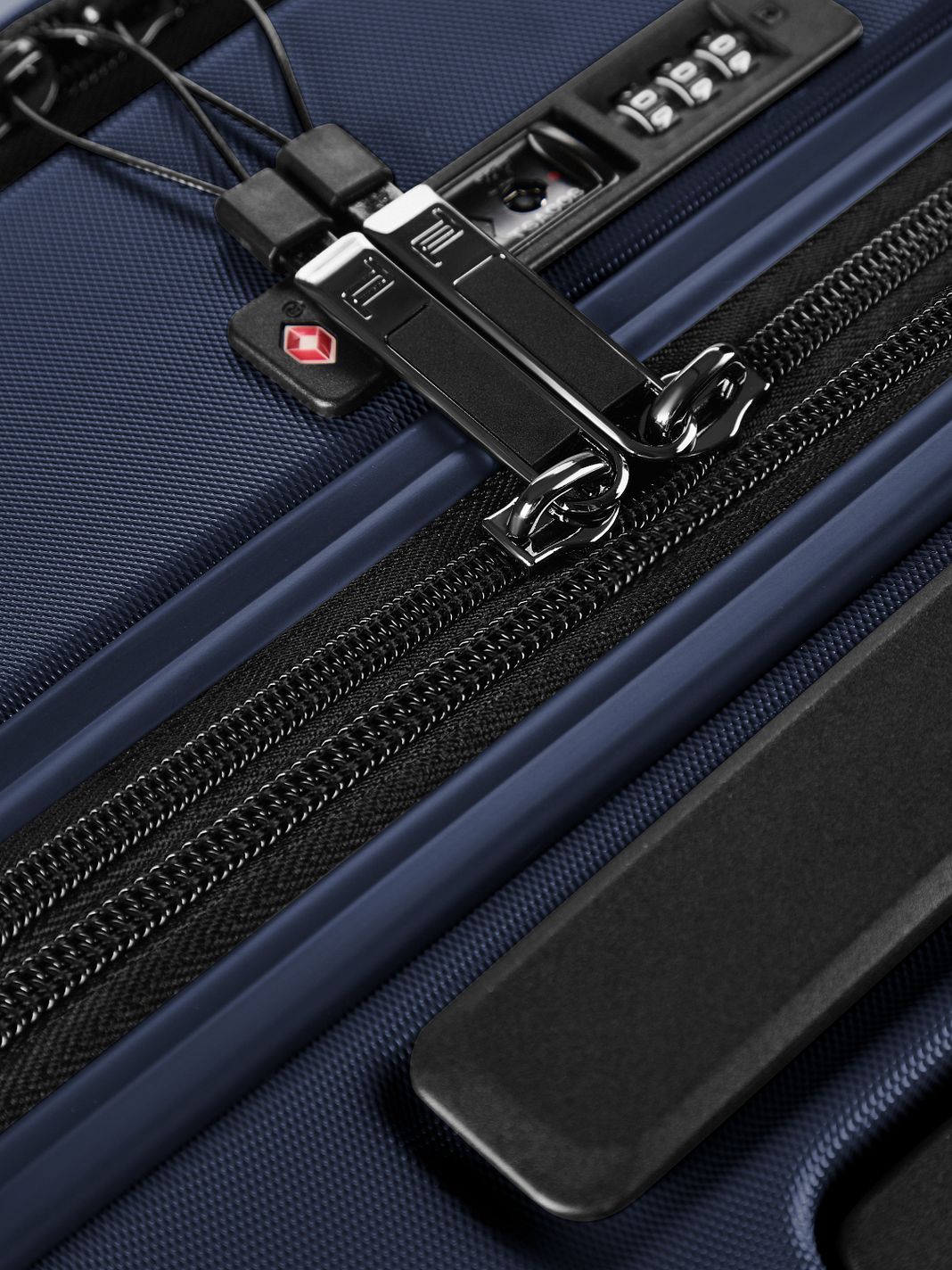 Porsche Design Voyager 3.0 4 ruote Trolley cabina S 55 cm Vano porta PC espandibile Porsche Design Voyager 3.0 4 ruote Trolley cabina S 55 cm Vano porta PC espandibile