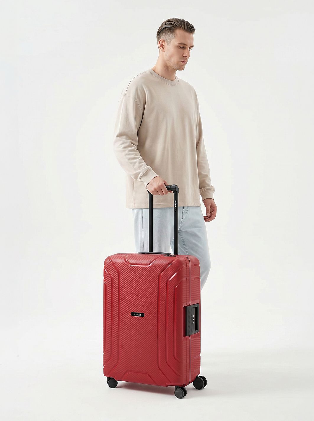 Redolz Essentials 15 Carrello a 4 ruote da 65 cm con chiusura a tre punti Redolz Essentials 15 Carrello a 4 ruote da 65 cm con chiusura a tre punti