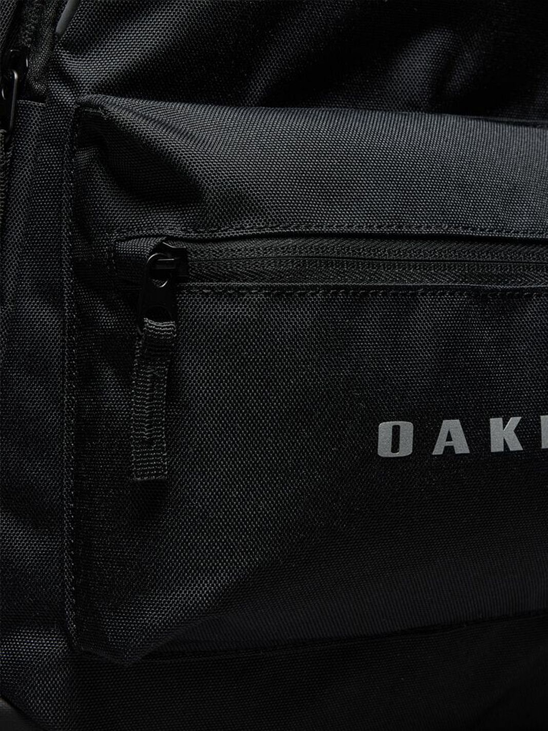 Oakley Spark Traverse Zaino da giorno 45 cm Vano porta PC Oakley Spark Traverse Zaino da giorno 45 cm Vano porta PC