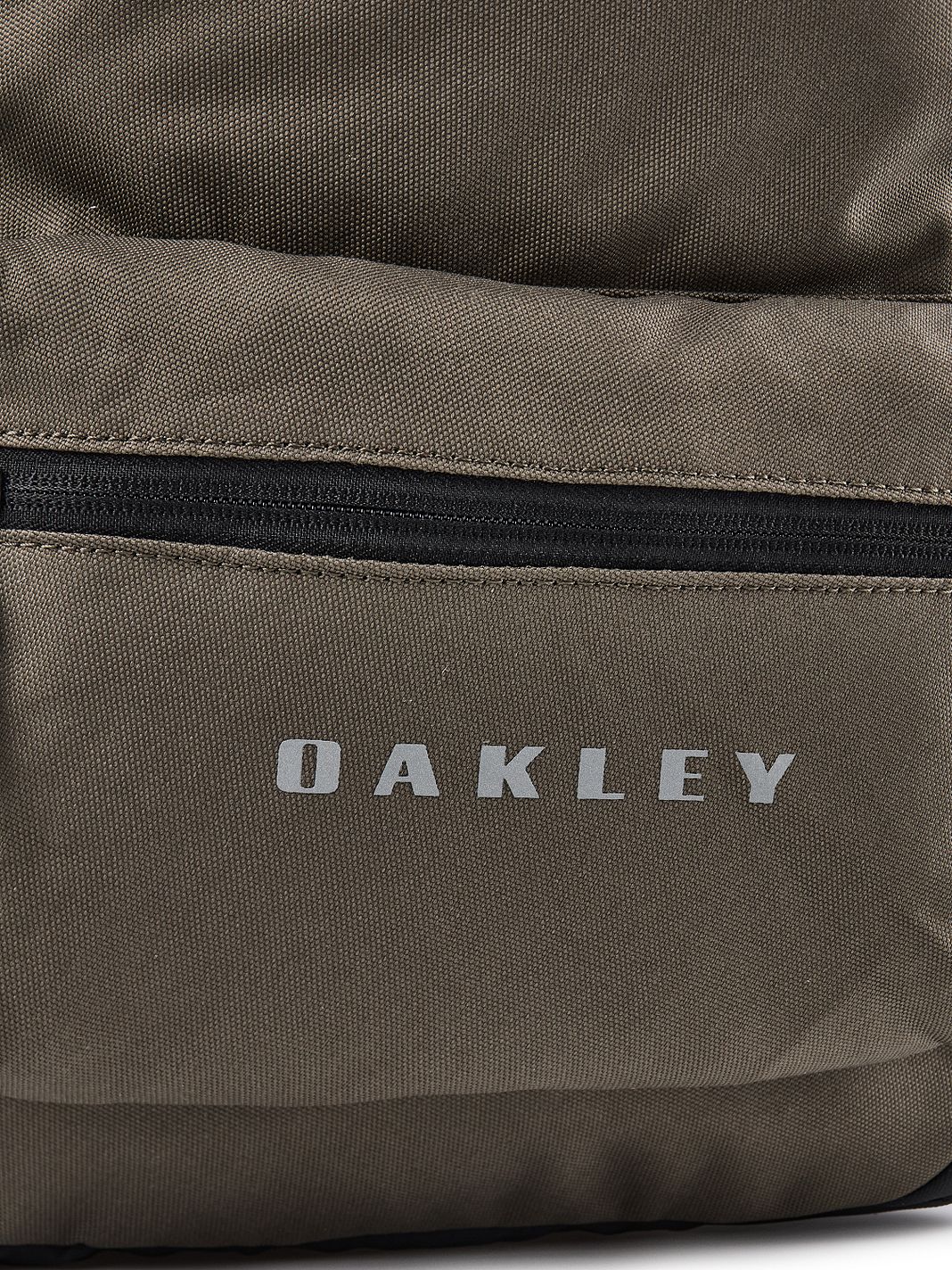 Oakley Spark Traverse Zaino da giorno 45 cm Vano porta PC Oakley Spark Traverse Zaino da giorno 45 cm Vano porta PC