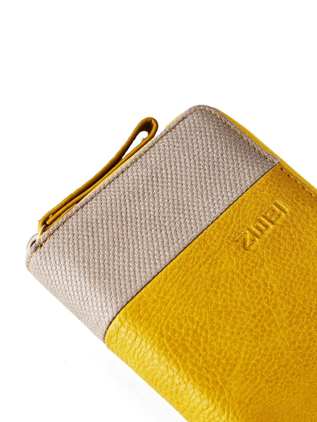 Zwei Eva Cartera 20 cm