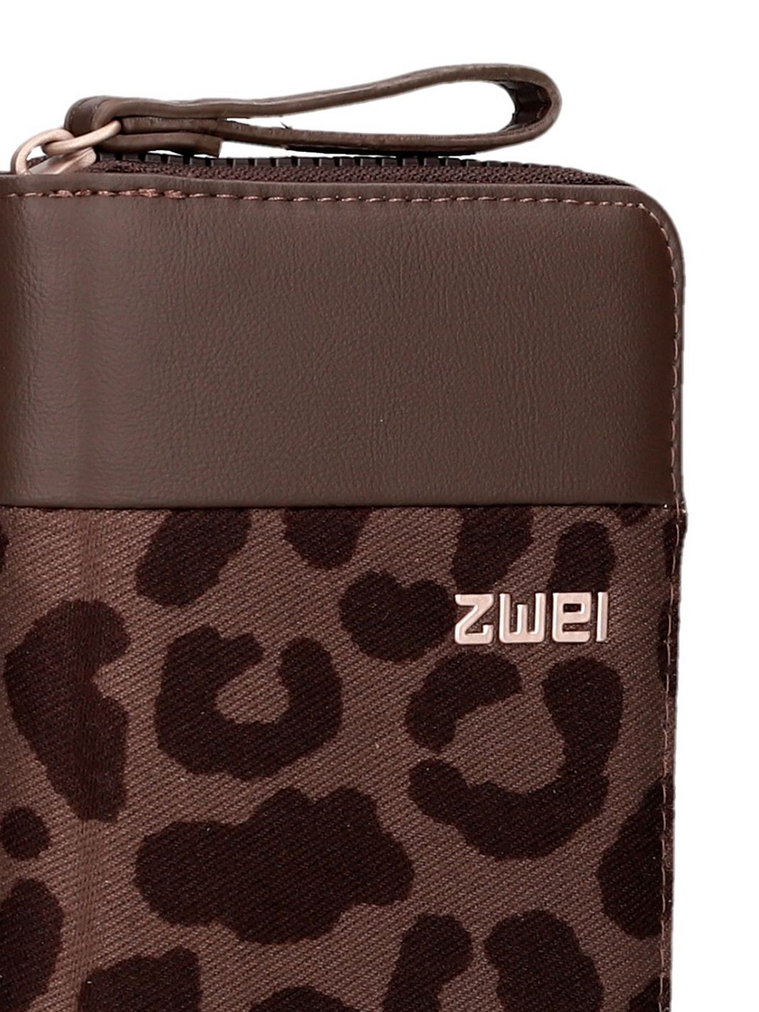 Zwei Eva Cartera 20 cm