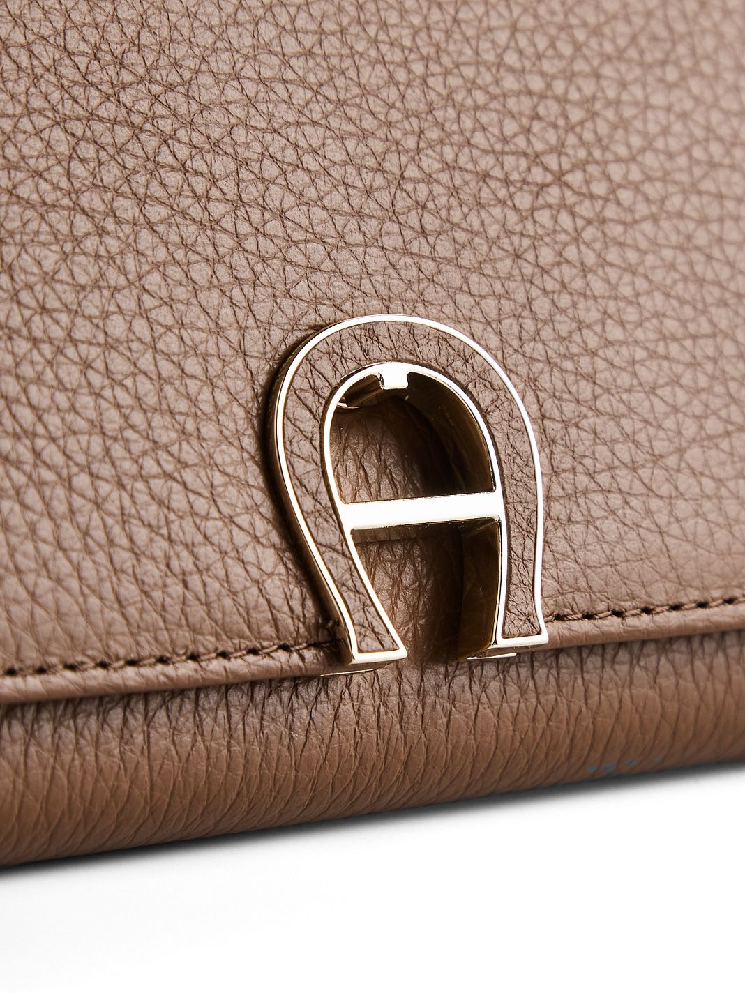 AIGNER Fashion Cartera Bloqueo RFID Piel natural 20 cm AIGNER Fashion Cartera Bloqueo RFID Piel natural 20 cm